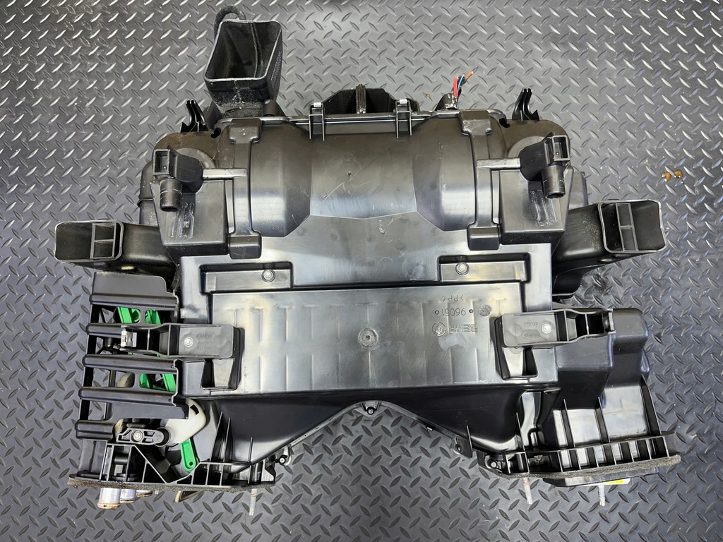 фото №8, Отопитель воздуходувка 2 зона bmw e60 e61 9134987