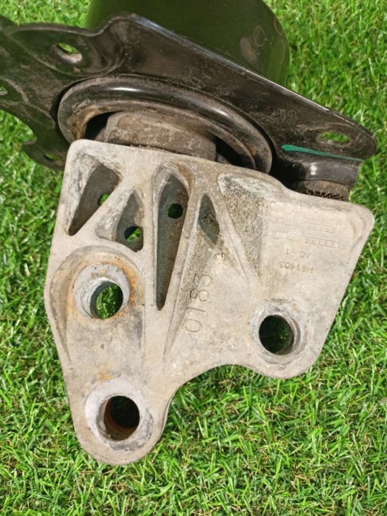 фото №2, Подушка двигателя opel antara 2014