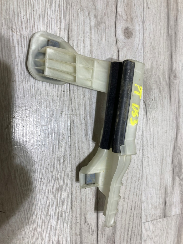 фото №1, Напрямна вікон правий t citroen ds3 crossback 20r.