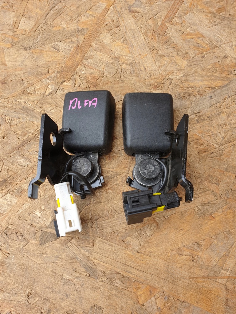 фото №1, Alfa romeo giulia клипса поперечина задняя