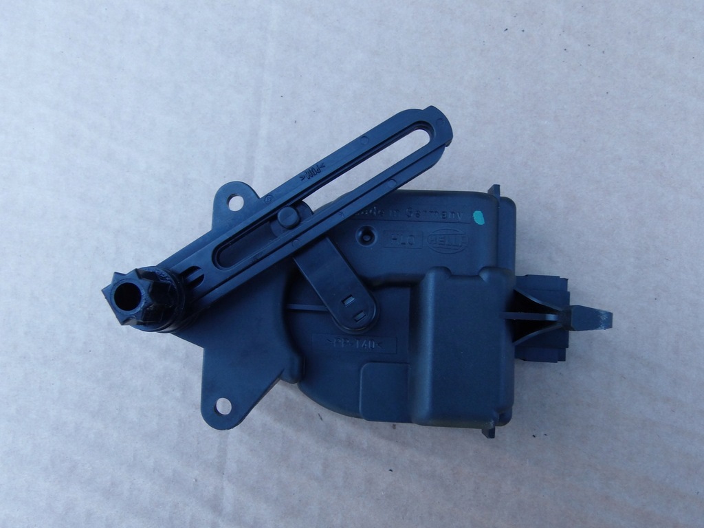 фото №1, Моторчик крышка обдув w964015f cooper one r50 europa