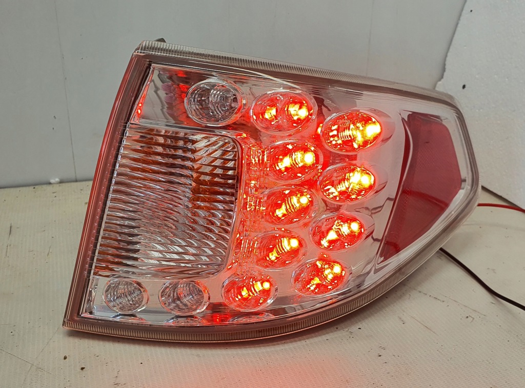 Купить Subaru impreza 3 3 gh фара задний  правый  led оригинал