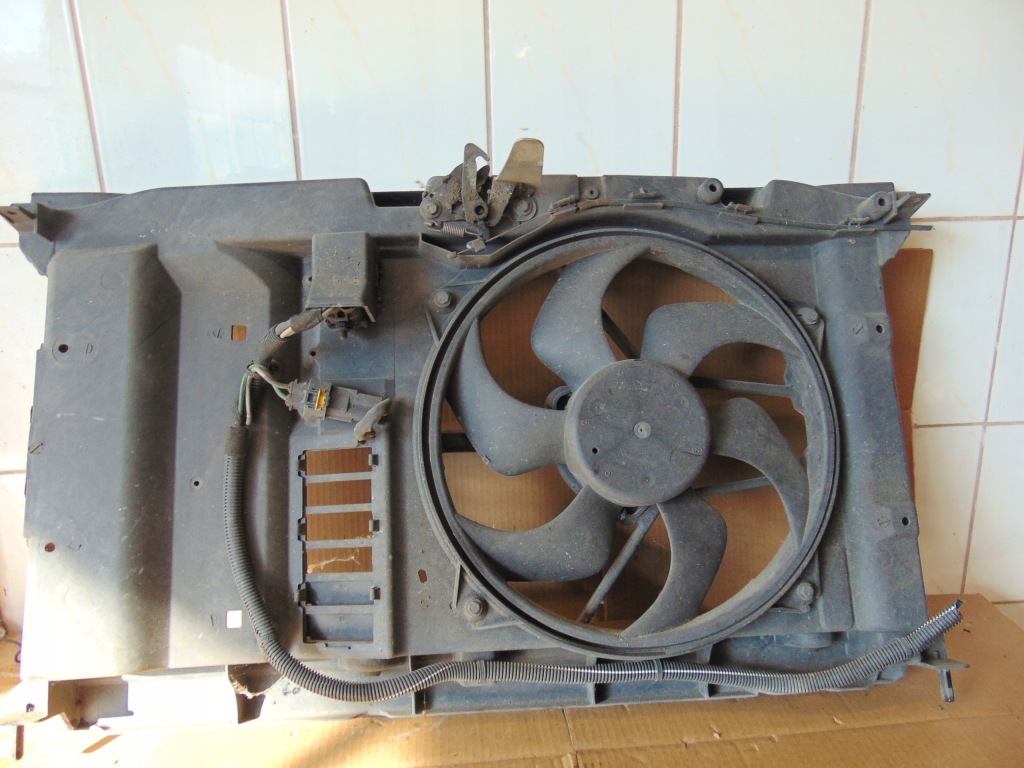 фото №1, Вентилятор радиатор peugeot 307 1,6b europa