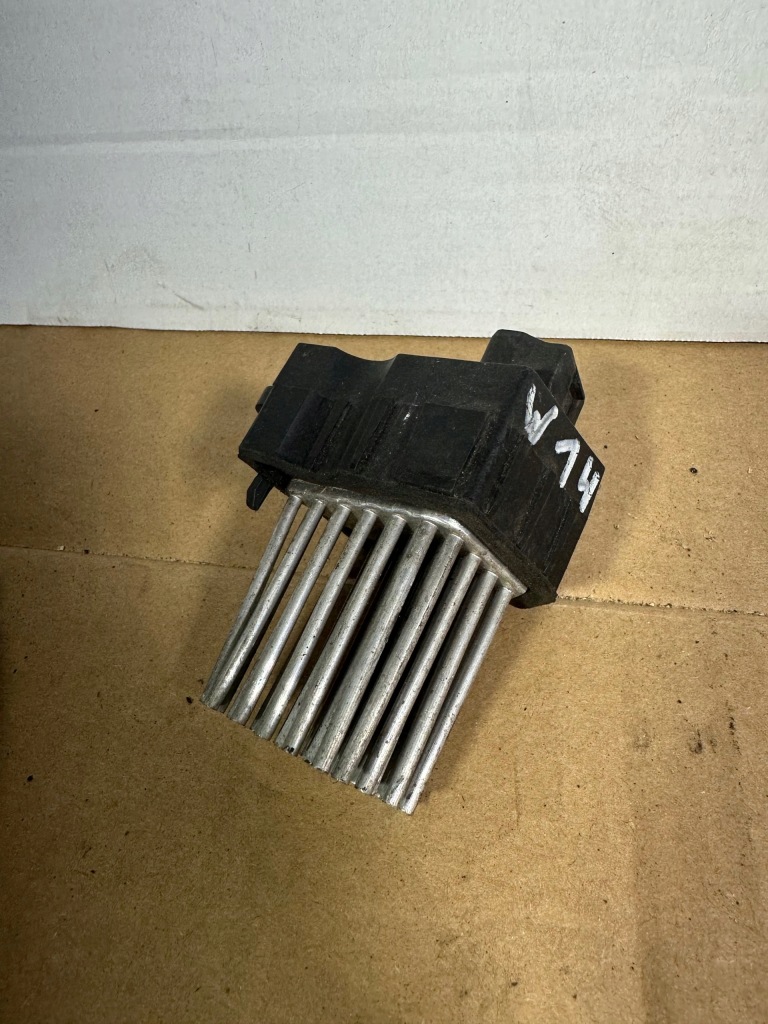 фото №1, Резистор, резистор вентилятор mercedes w140