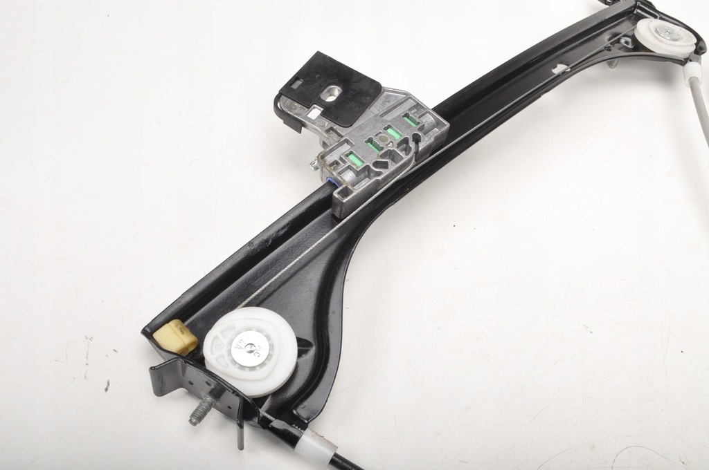 фото №4, Mercedes w172 r172 подъемник стекло левый перед 3d