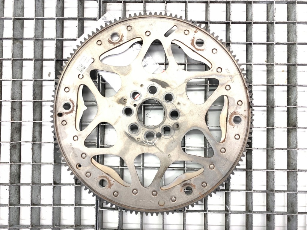 фото №1, Колесо маховик bmw g30 8577213