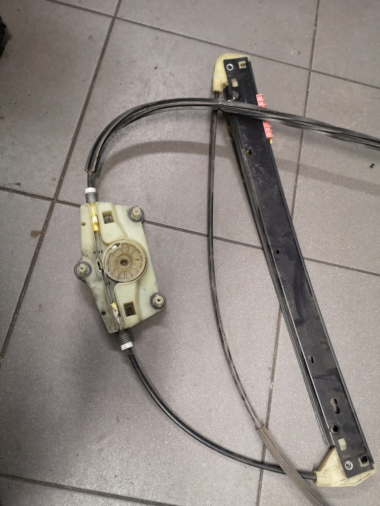 фото №8, Механизм стекло перед audi a4 b6