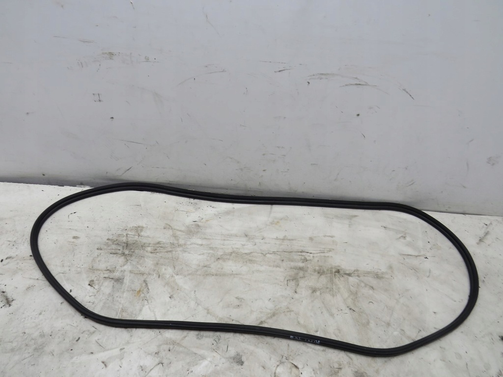 фото №1, Прокладка кузовна кришки багажника задня задня mini countryman r60