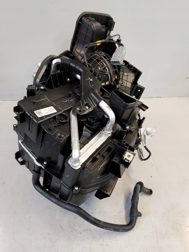 фото №1, Renault clio v комплектная отопитель 272704883r