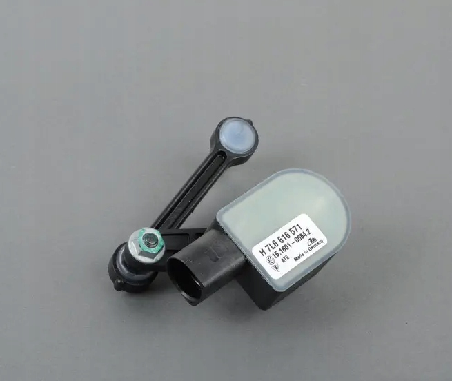 фото №1, Audi q7 4l rear left level датчик 7l6616571