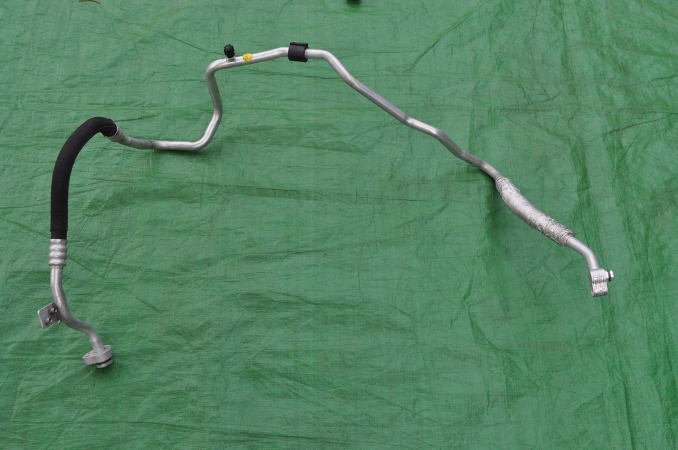 фото №1, Шланг кондиціонер audi q3 s-line 8u0820743e