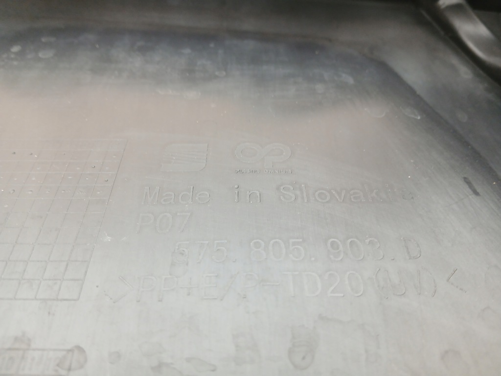 Seat ateca рестайлинг  2020- спойлер накладка бампера перед 575805903d Цена