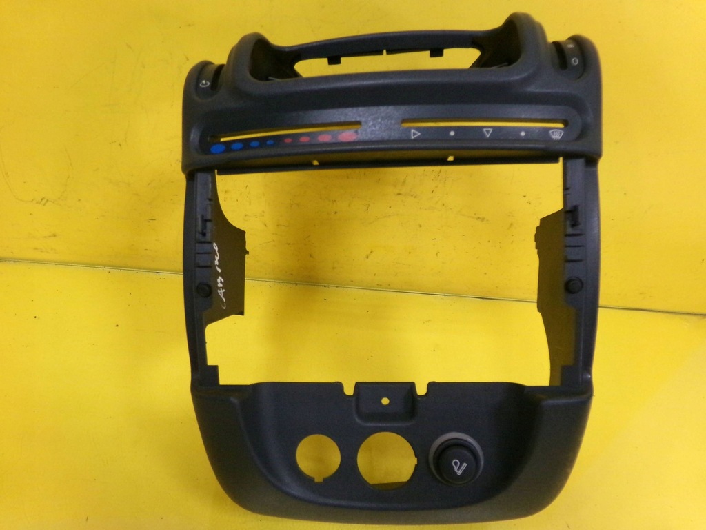 фото №1, Рамка радио panela smart fortwo cabrio 993790002 nr66