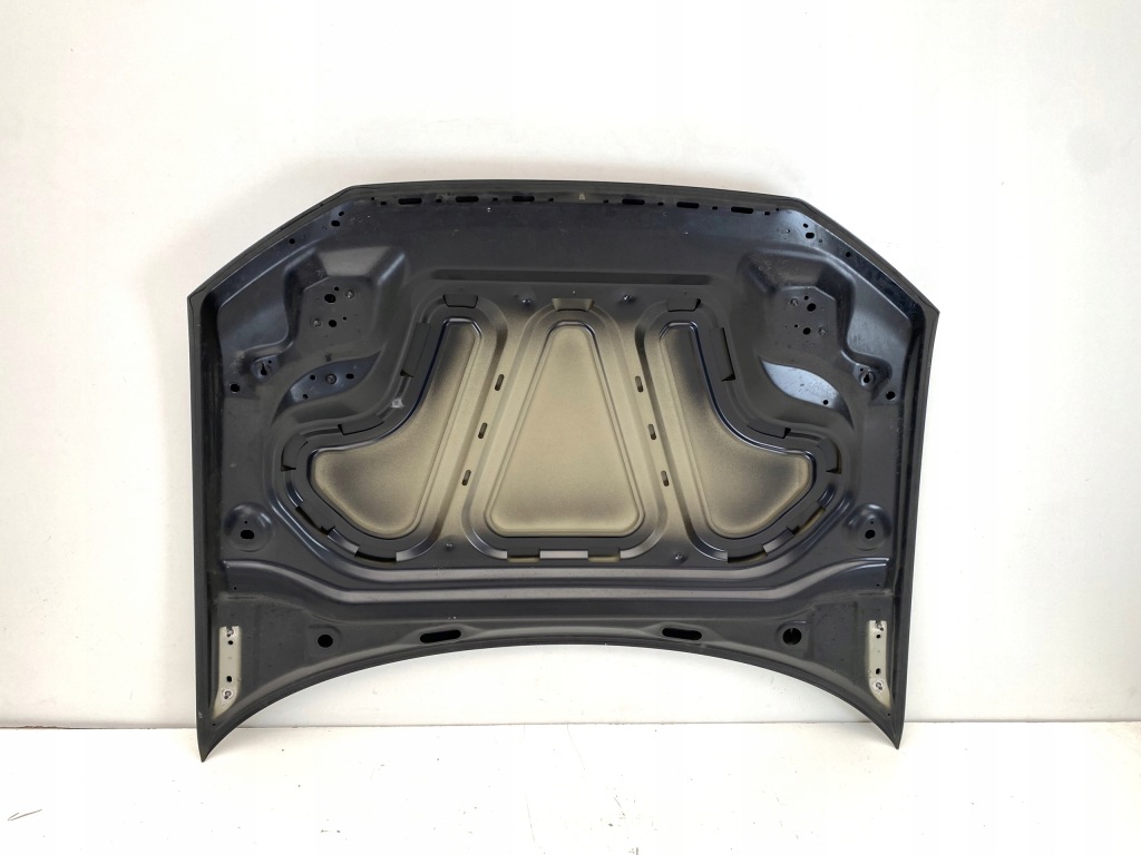 Audi q3 83a капот крышка двигателя черная Недорого