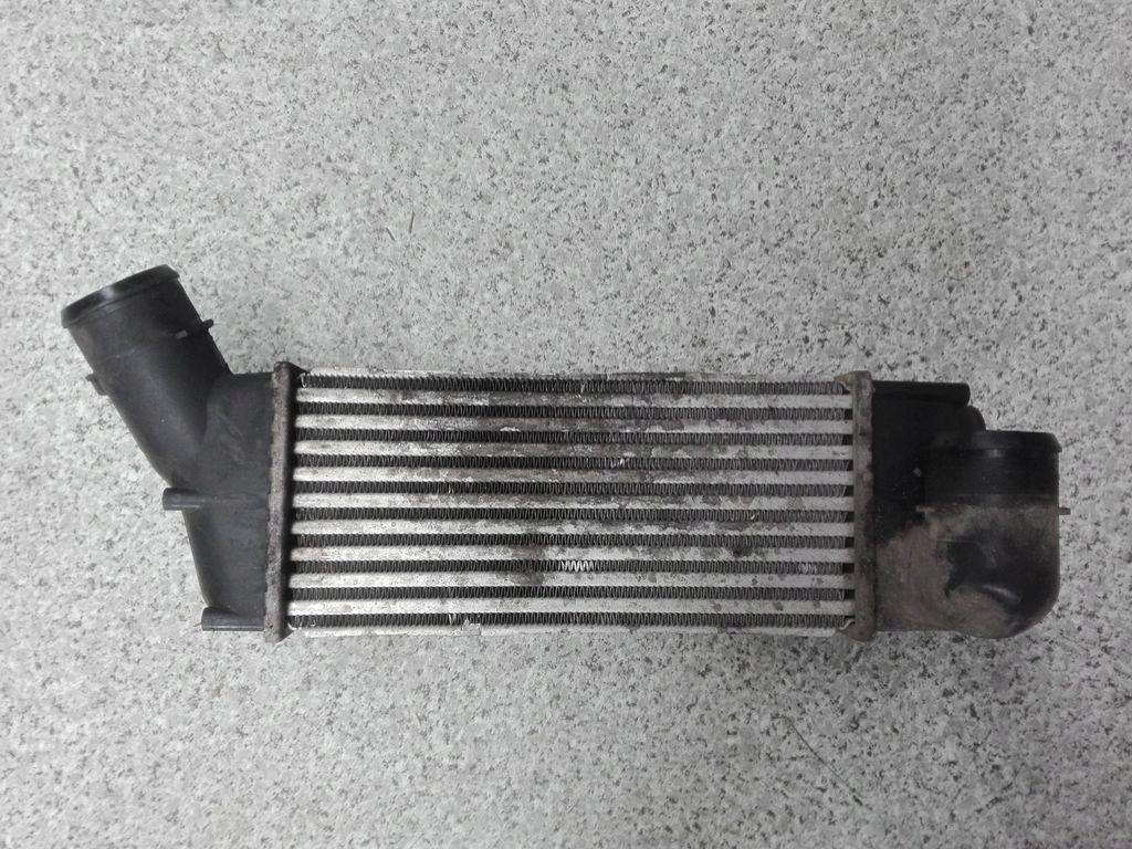 фото №1, Интеркулер - citroen c4 picasso 2.0 hdi