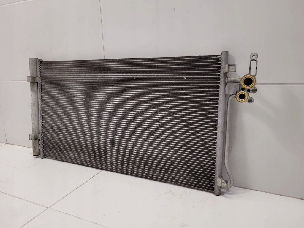 фото №4, Радіатор кондиціонера land rover range rover evoque facelift 2018