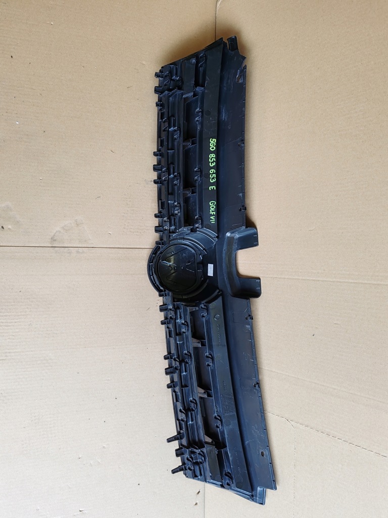 фото №4, Решётка радиатора golf vii 12-17 5g0853653e