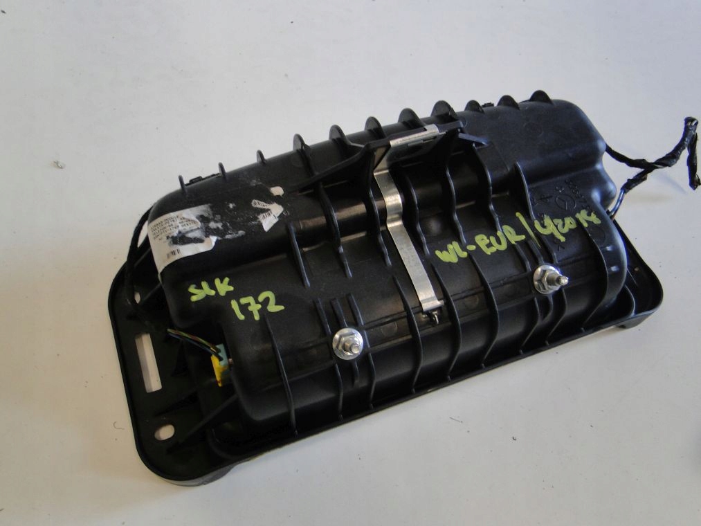 фото №3, Mercedes-benz оригинальный номер a1721110000