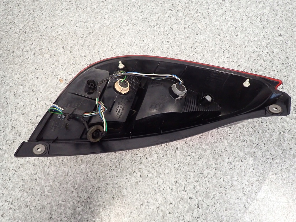 фото №6, Suzuki liana 02-04 лампа задняя правая