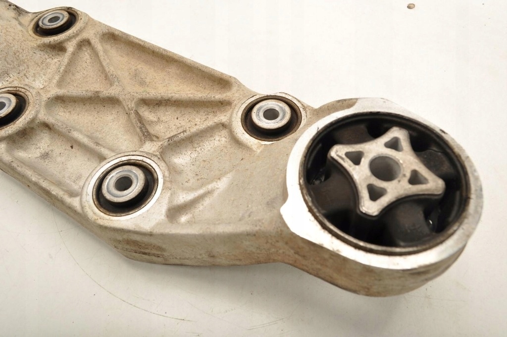 фото №3, Tesla model s p85d кронштейн подушка двигателя