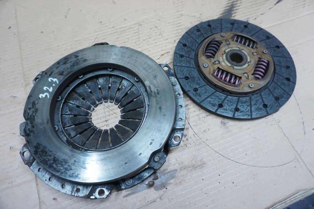 Купити Korando зчеплення диск + притиск комплект  2,3 16v 99r