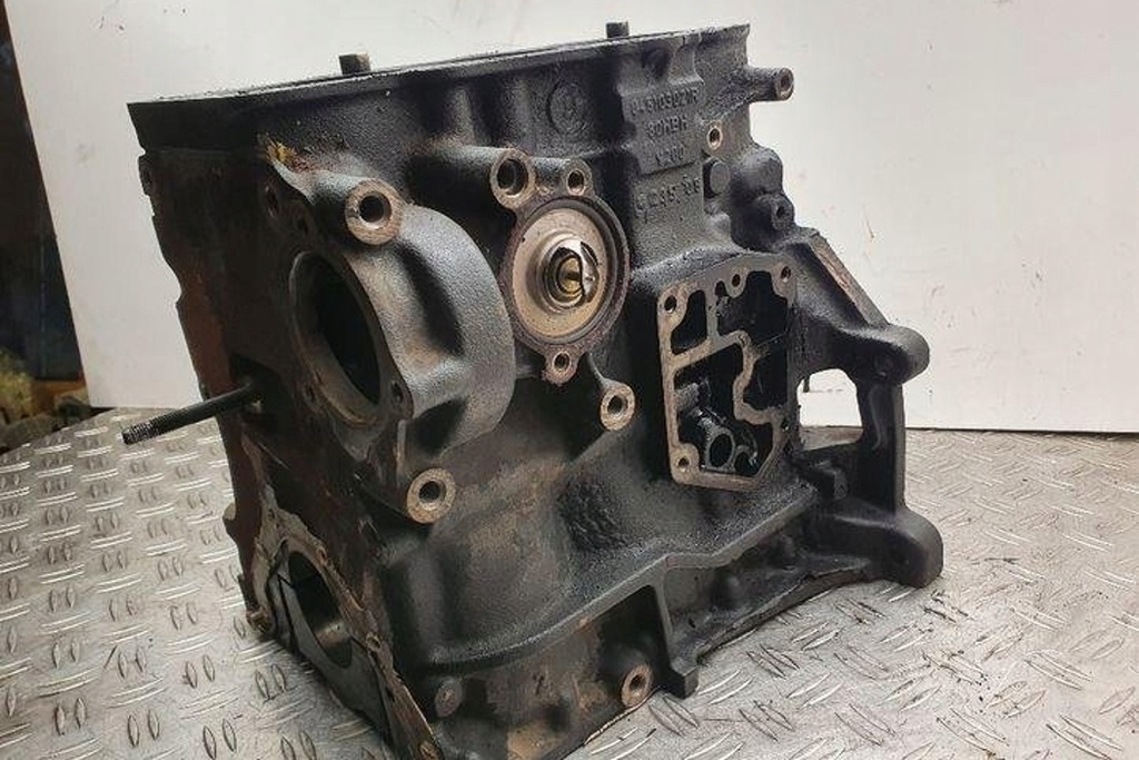 фото №9, Блок двигуна seat ibiza iv 6j5, 6p1 045103021r 1.4l дизель 59kw 2009