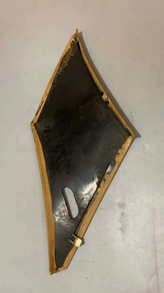 Mercedes-benz c123 купе накладка стійка c ліва datel 2,3-seria Недорого