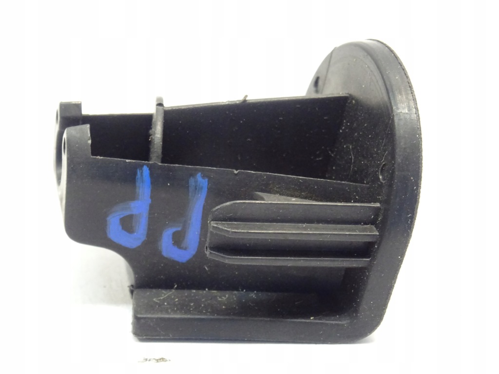 фото №2, Заглушка дверь клипса обшивка toyota yaris ii 2006-2011