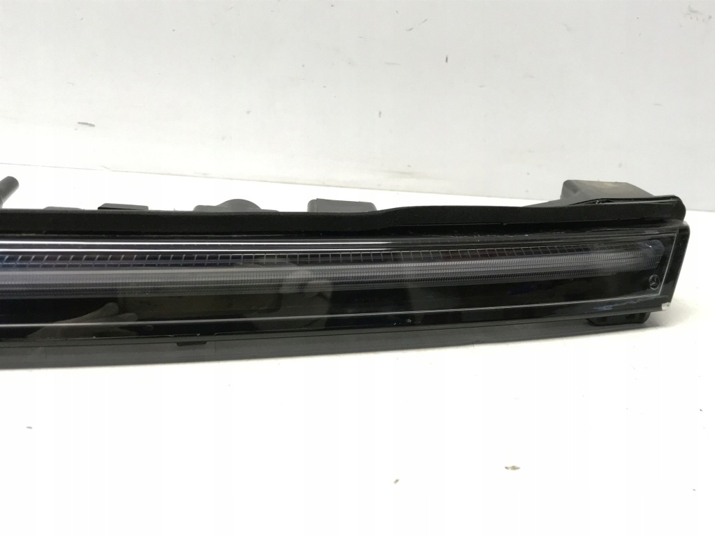 Лампа перед mercedes eqa led w243 a2439063200 в Україні