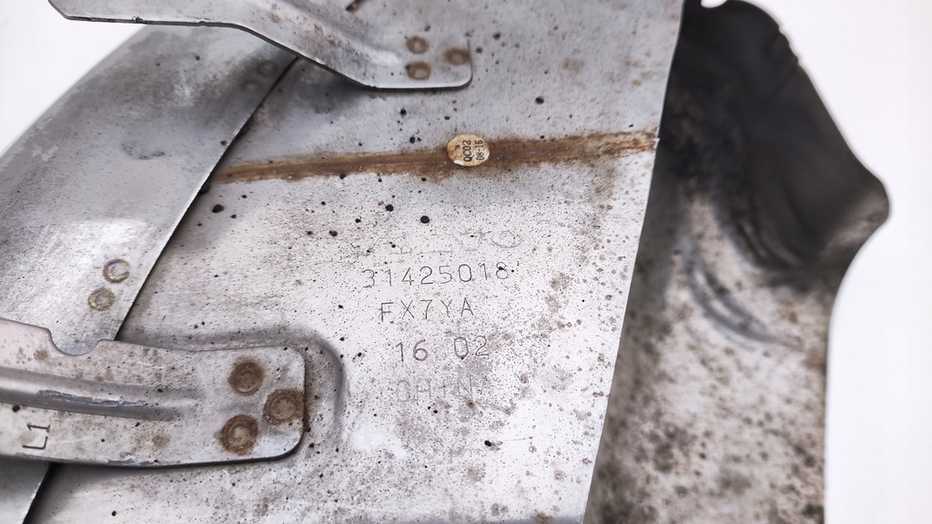 фото №5, Volvo xc60 i lift 13- наконечник вихлоп глушника ліва tc718