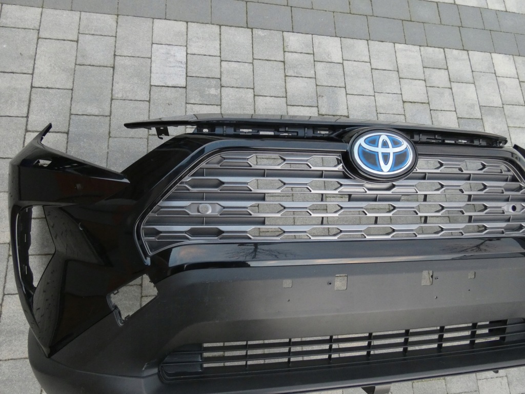 фото №3, Бампер, решётка радиатора, значок toyota rav-4 гибрид