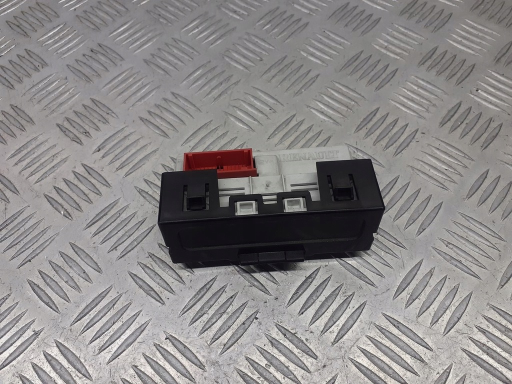 фото №3, Дисплей renault megane ii 8200107839