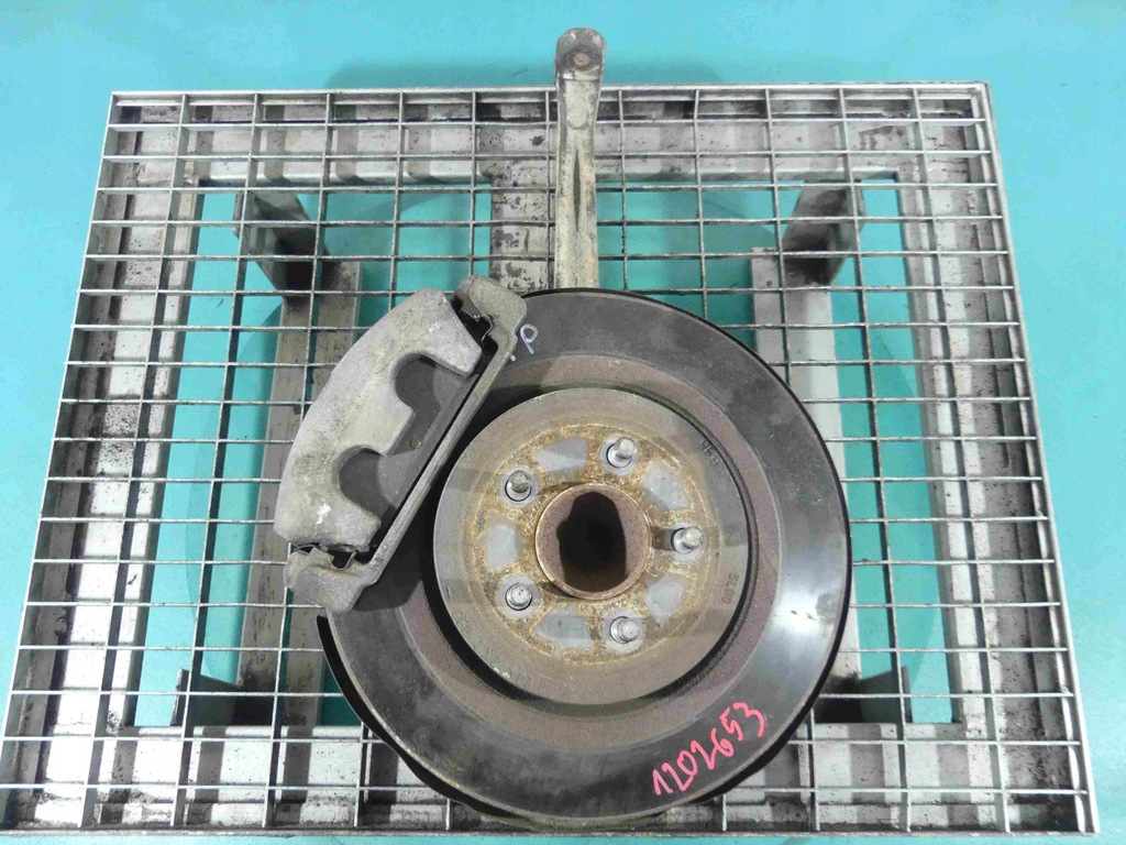 фото №1, Поворотный кулак правая ступица перед 3.0 crd thema ii 11-