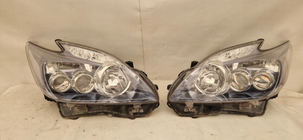 фото №1, Toyota prius iii 3 full led лампи лампа передня права ліва