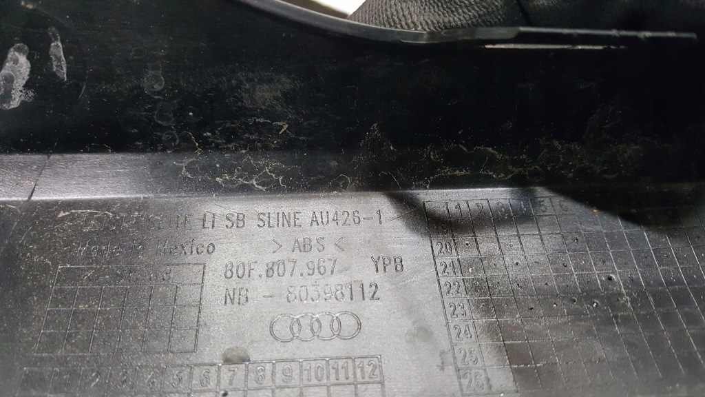 фото №11, Решітка радіатора молдинг бампера лівий задня audi q5 80f807967 демонтаж