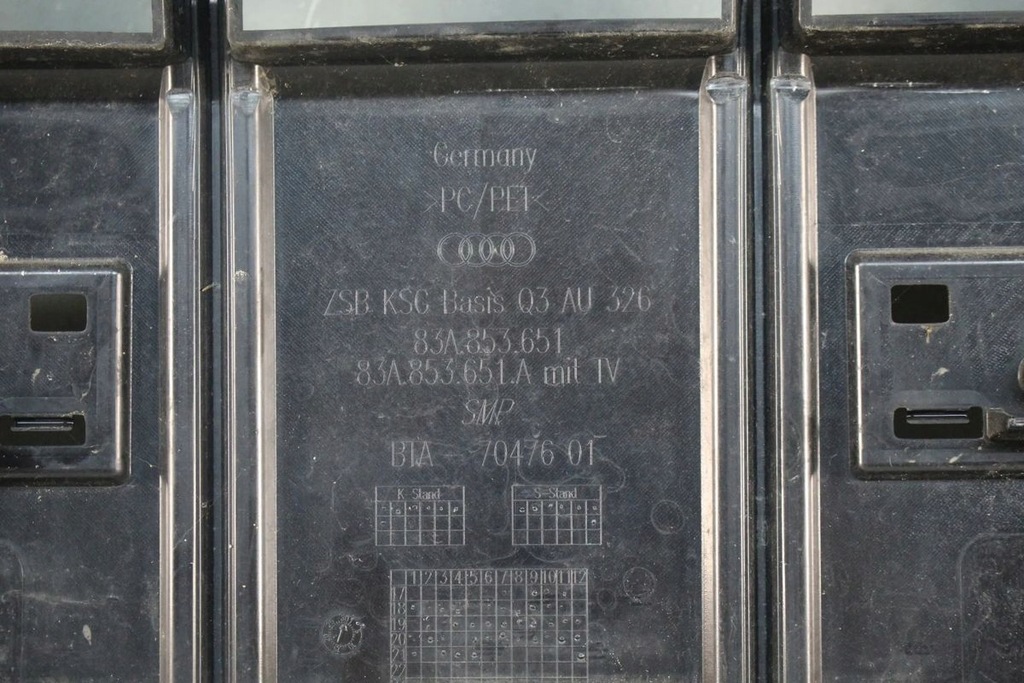 фото №7, Решётка радиатора audi q3 83a853651