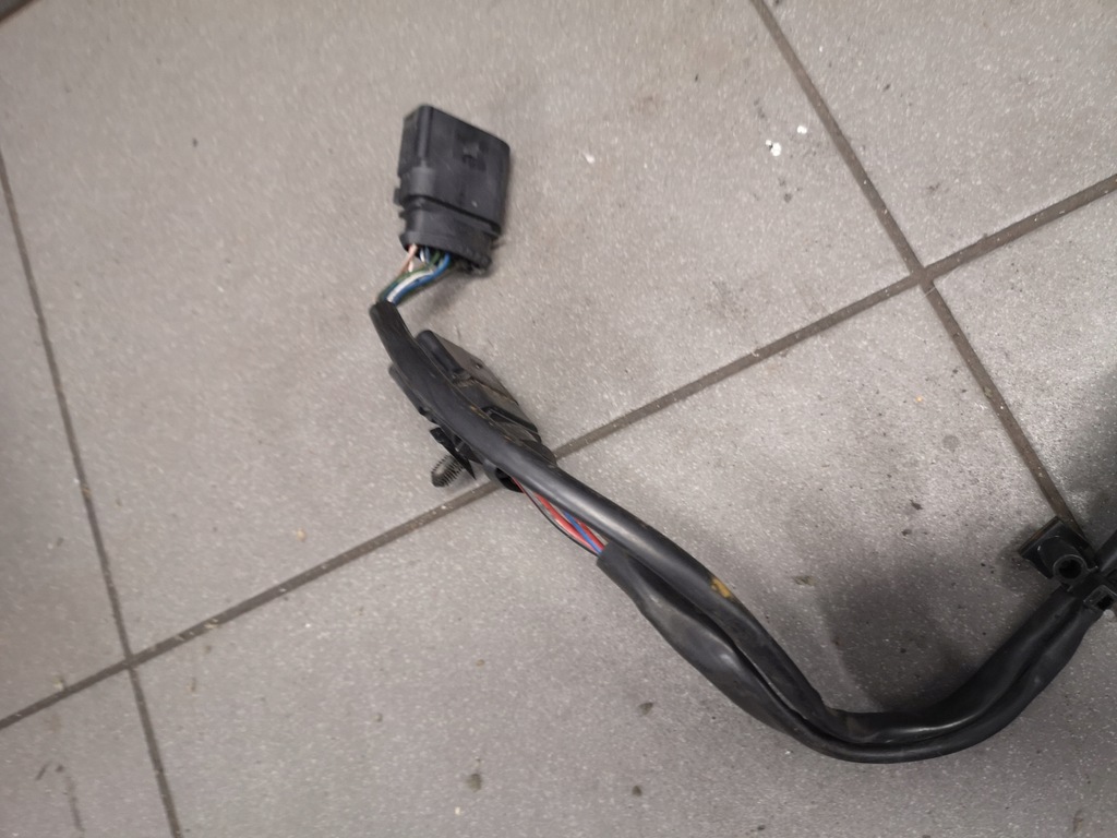 фото №5, Джгут обігрівача audi a6 c6 4f0971547