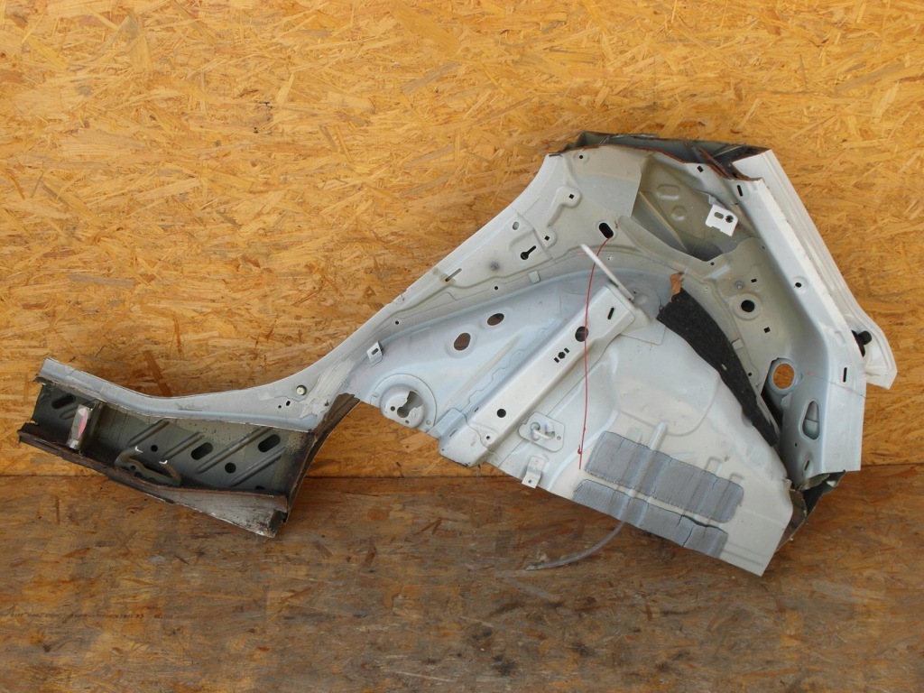 Audi a1 82a четвертина задня крило правий задні задній lx7g lb9a Ціна