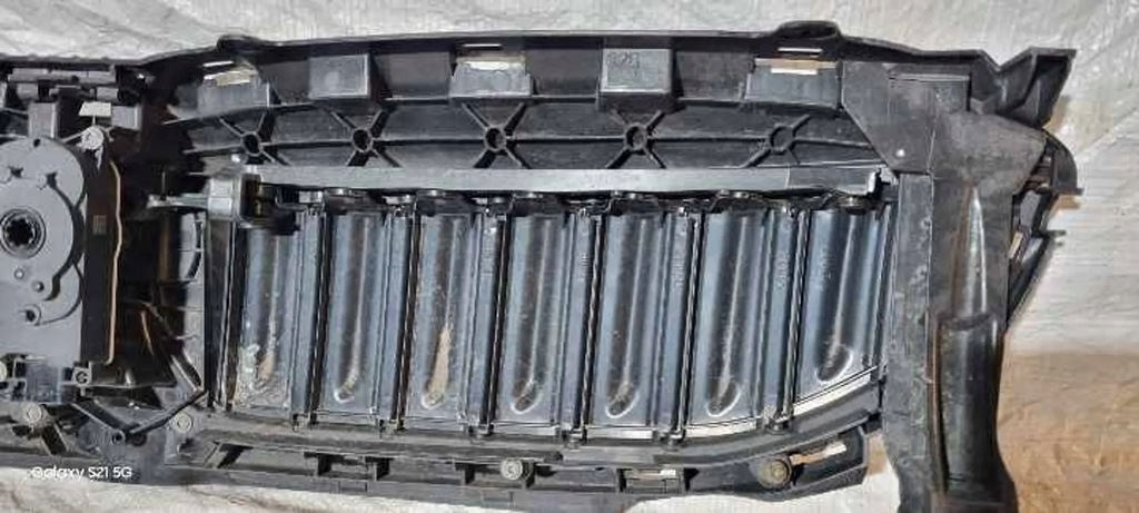 фото №9, Впуск повітря шторка жалюзі bmw 3 g20 g21 2019