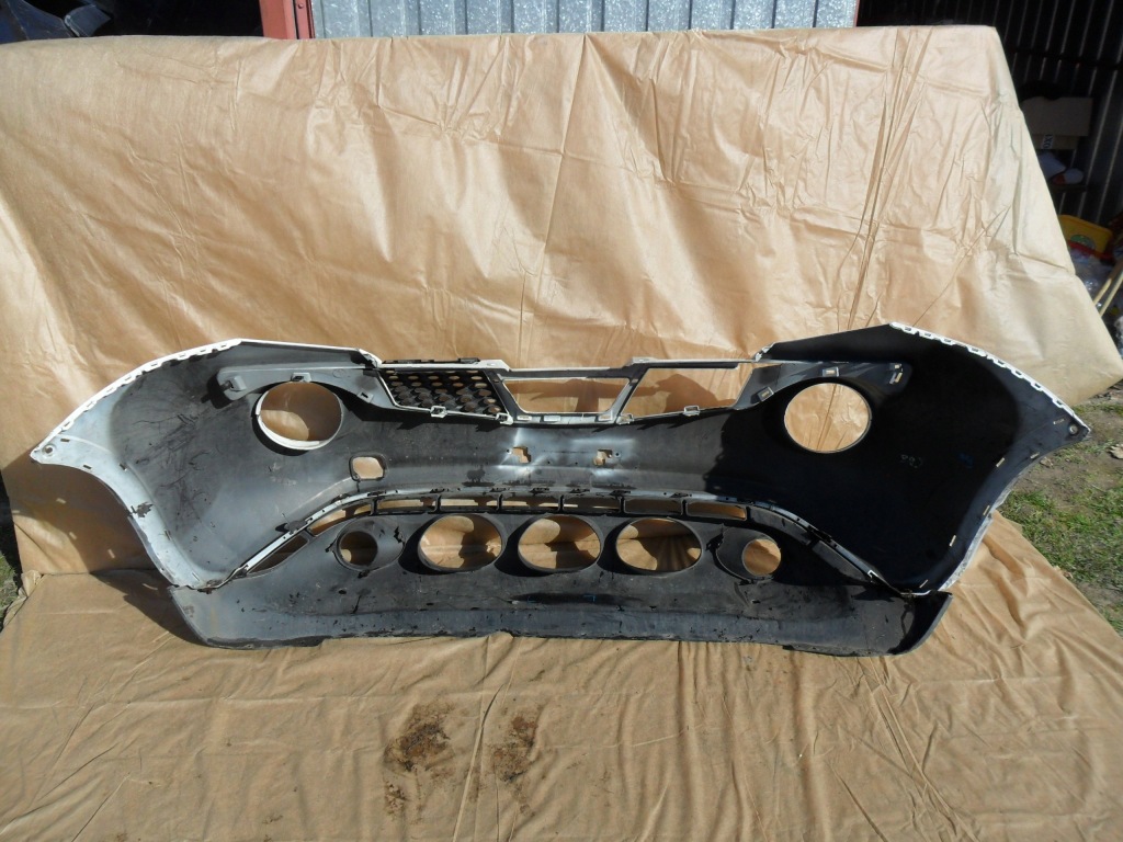 Бампер перед передній nissan juke i f15 620221ka6h 620261ka1a в Україні