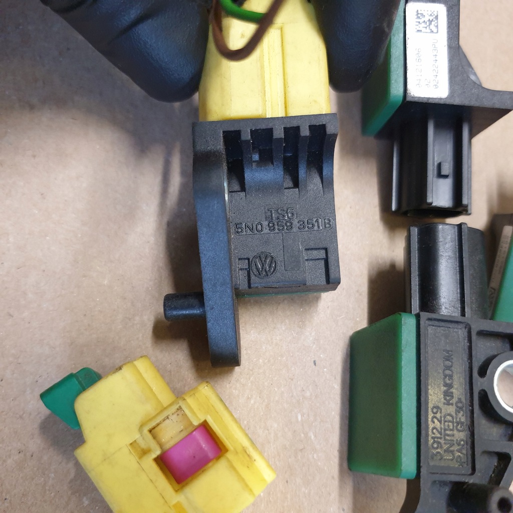 фото №10, Датчик датчик удару бічного подушка безпеки vw tiguan 5n оригінальний номер