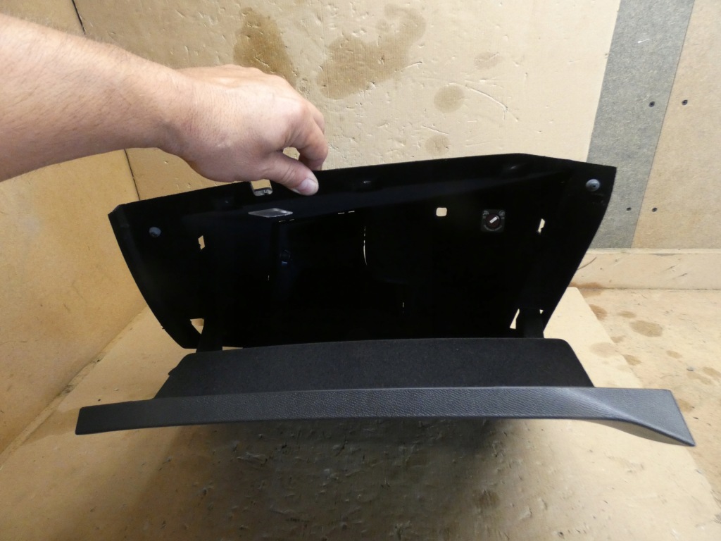 Бардачок citroën ds7 crossback 2021 aa38032488 Недорого