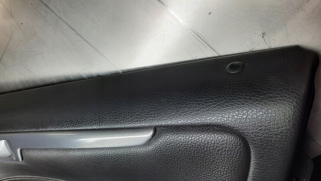 фото №9, Обивка дверь правый перед volvo s60 00-04r