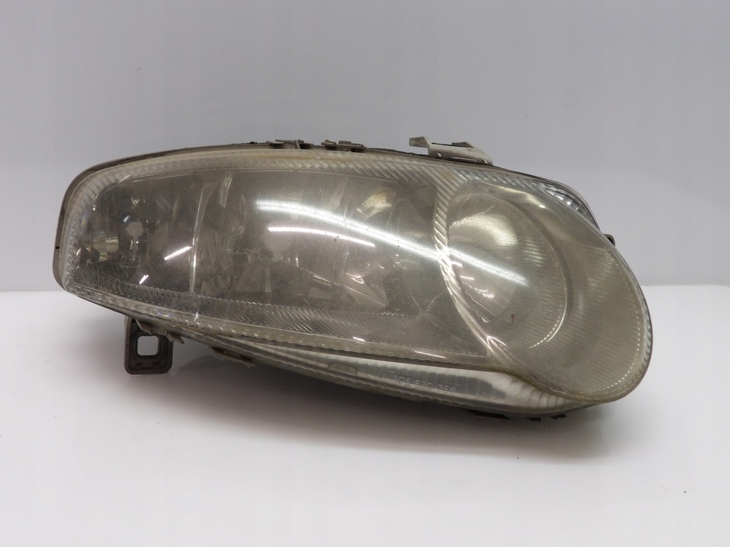 фото №1, Лампа передняя правая alfa romeo 147