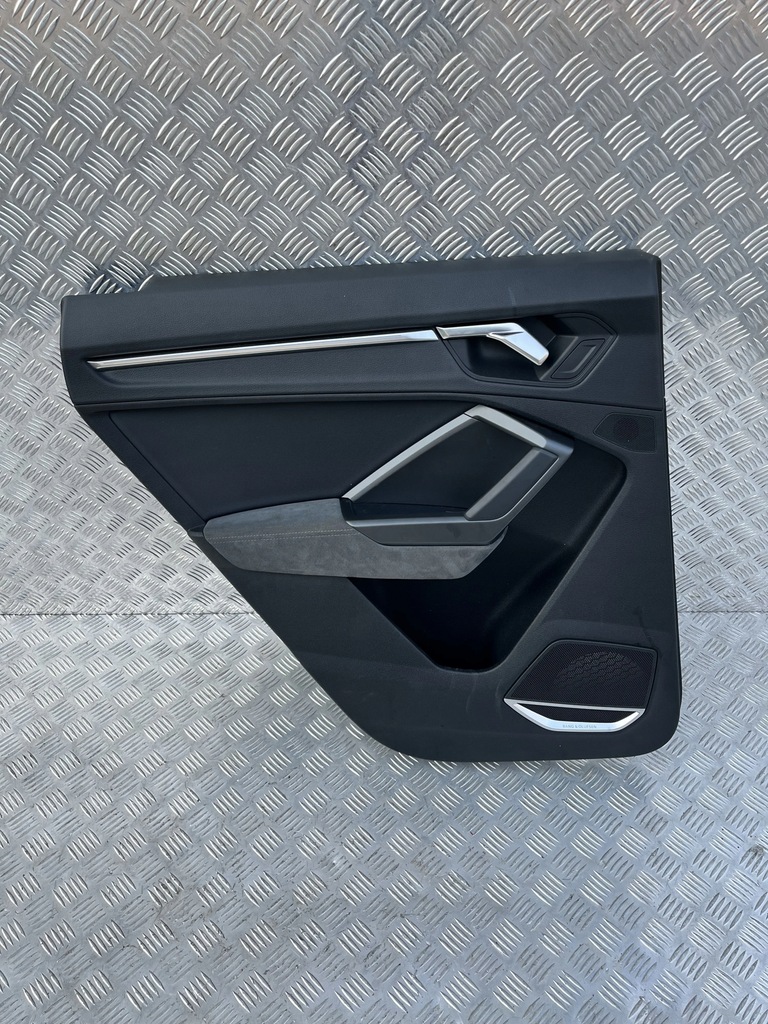 фото №1, Обшивка дверь задняя левый audi q3 ii 83a f3 18-