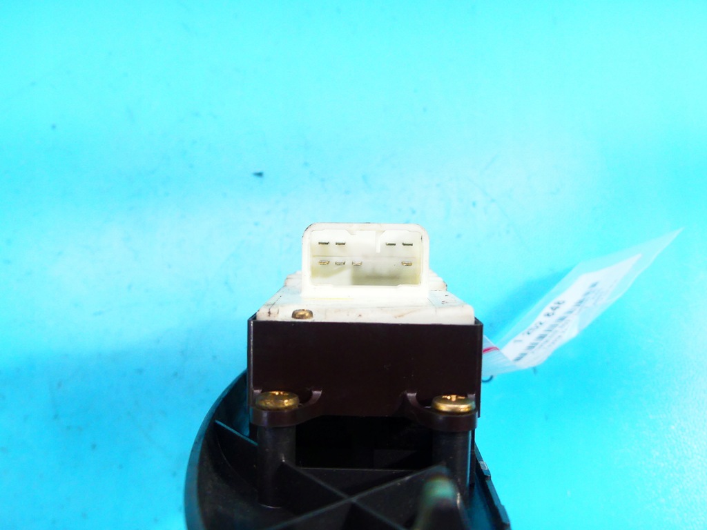 фото №7, Переключатель toyota yaris i 99-05 панель окон дверь