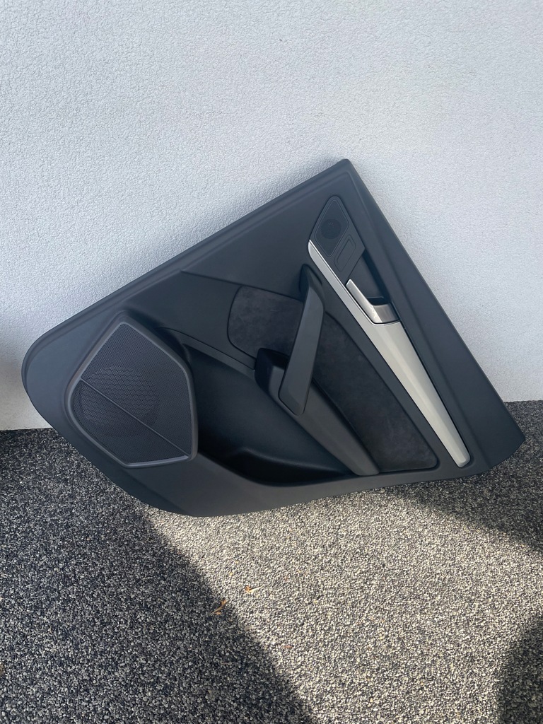 фото №6, Обшивки дверь audi q5 80a