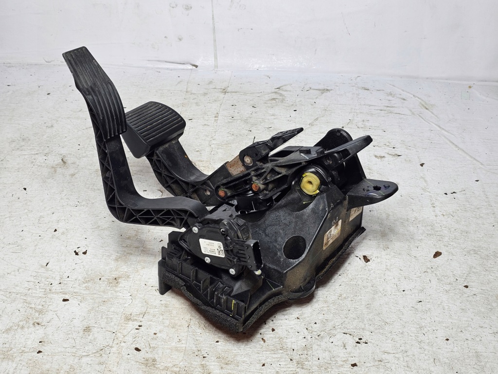 фото №1, Jeep compass 2.4 17-pedał гальма газу автоматична коробка передач 68319939aa usa