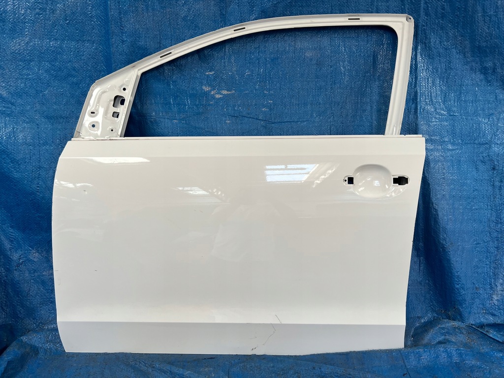 фото №1, Vw up 5d seat mii citigo левая передние дверь