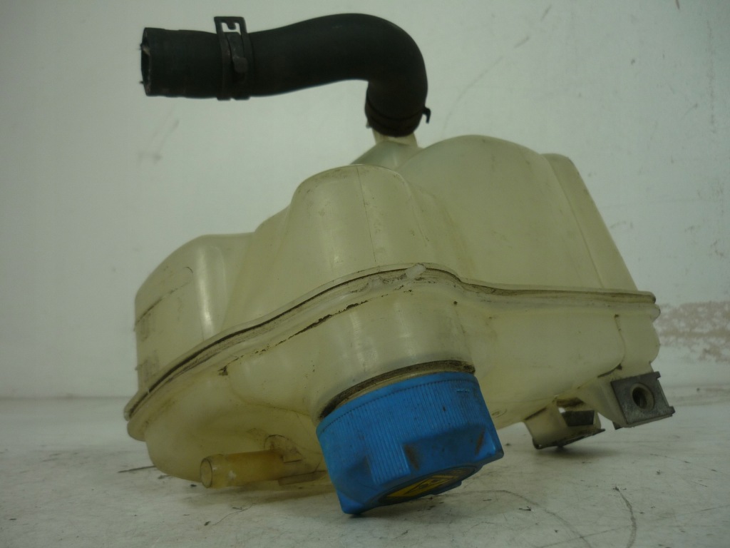 Купить Бачок бак расширительный smart forfour a4545000149